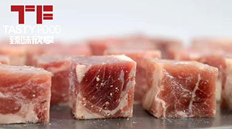 重組牛肉粒顆顆飽滿滿嘴留香!